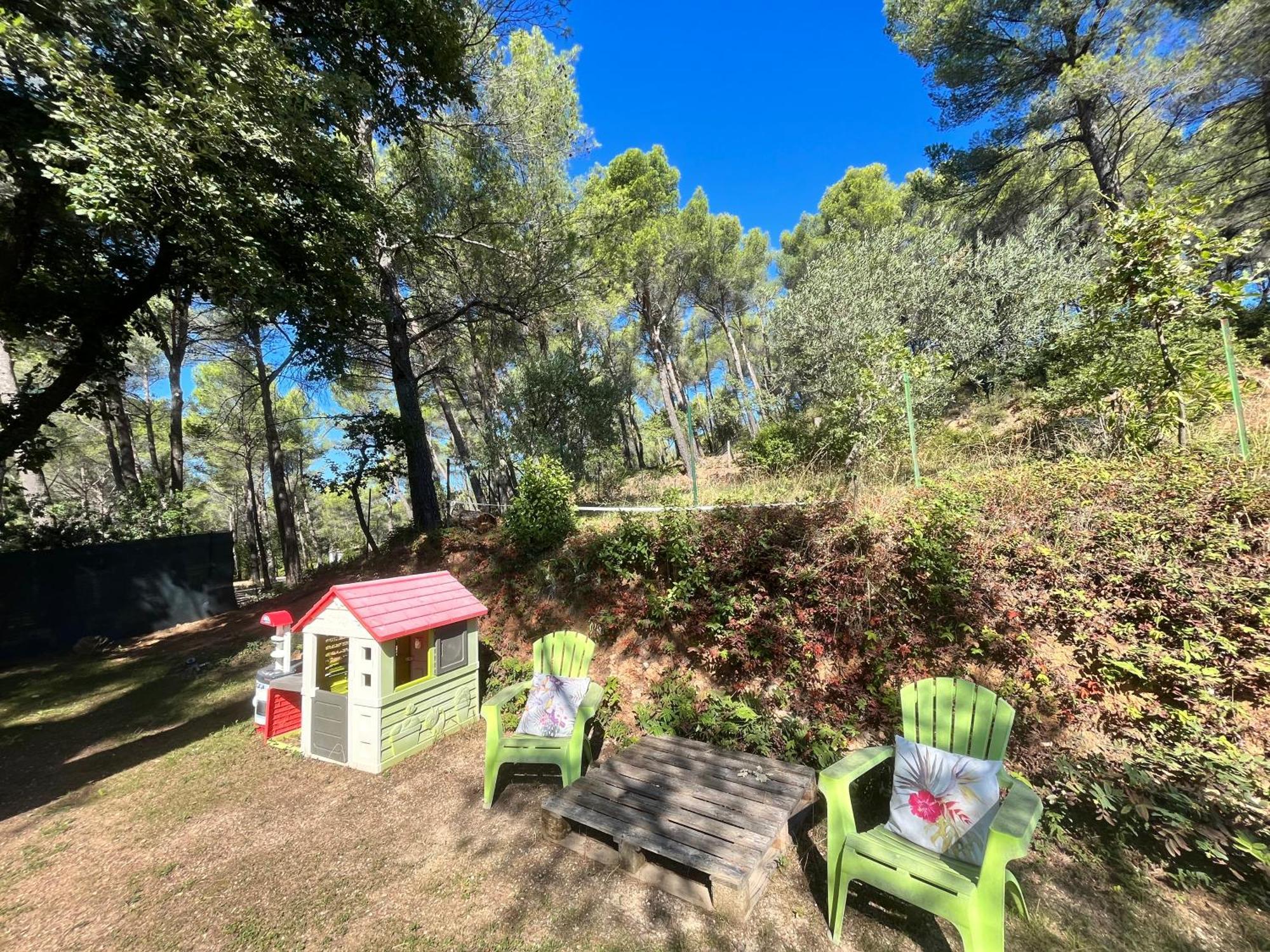 Maison Provencale Au Calme De La Campagne Avec Jacuzzi 普罗旺斯地区艾克斯 外观 照片