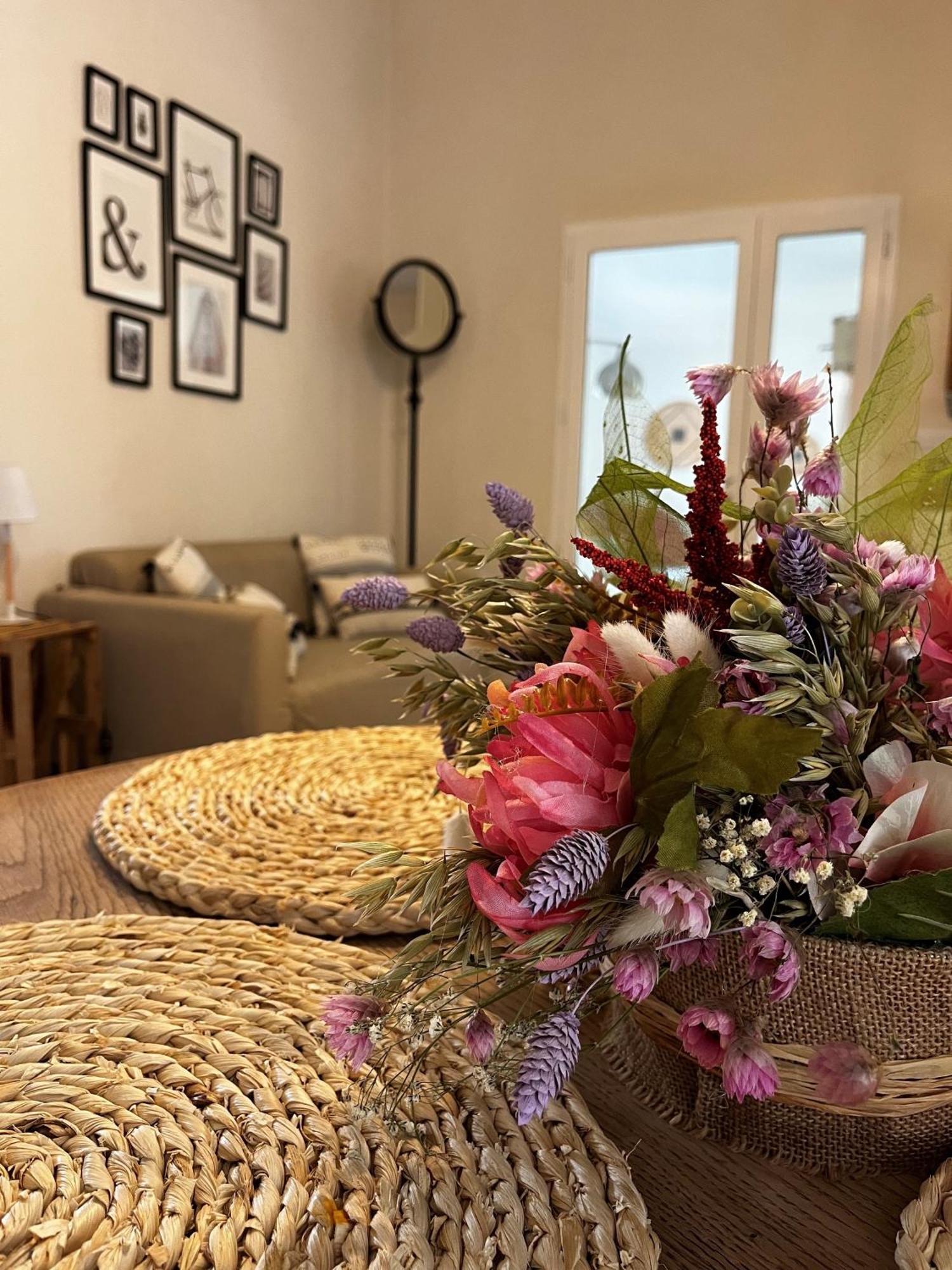 Maison Provencale Au Calme De La Campagne Avec Jacuzzi 普罗旺斯地区艾克斯 外观 照片