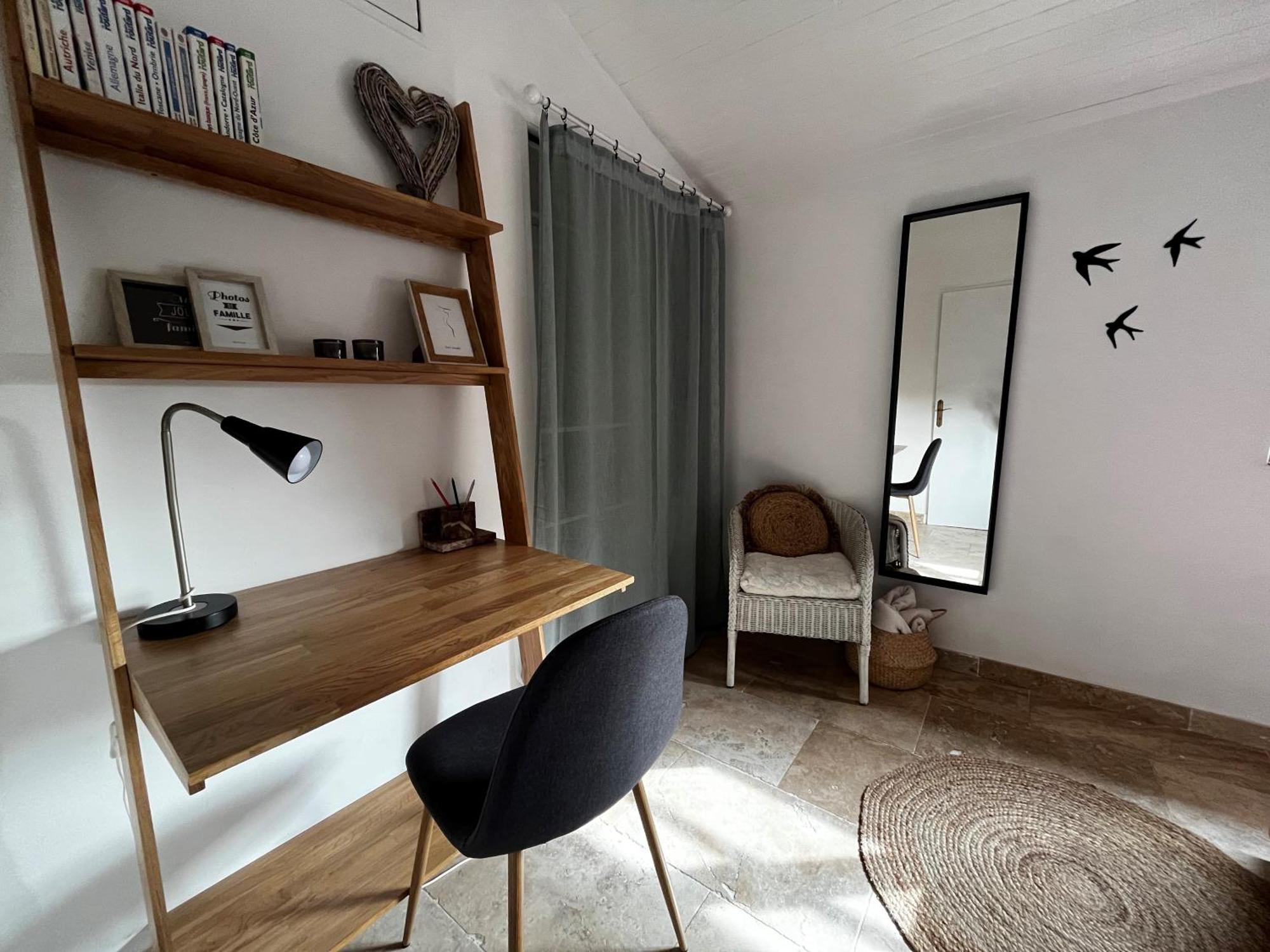 Maison Provencale Au Calme De La Campagne Avec Jacuzzi 普罗旺斯地区艾克斯 外观 照片