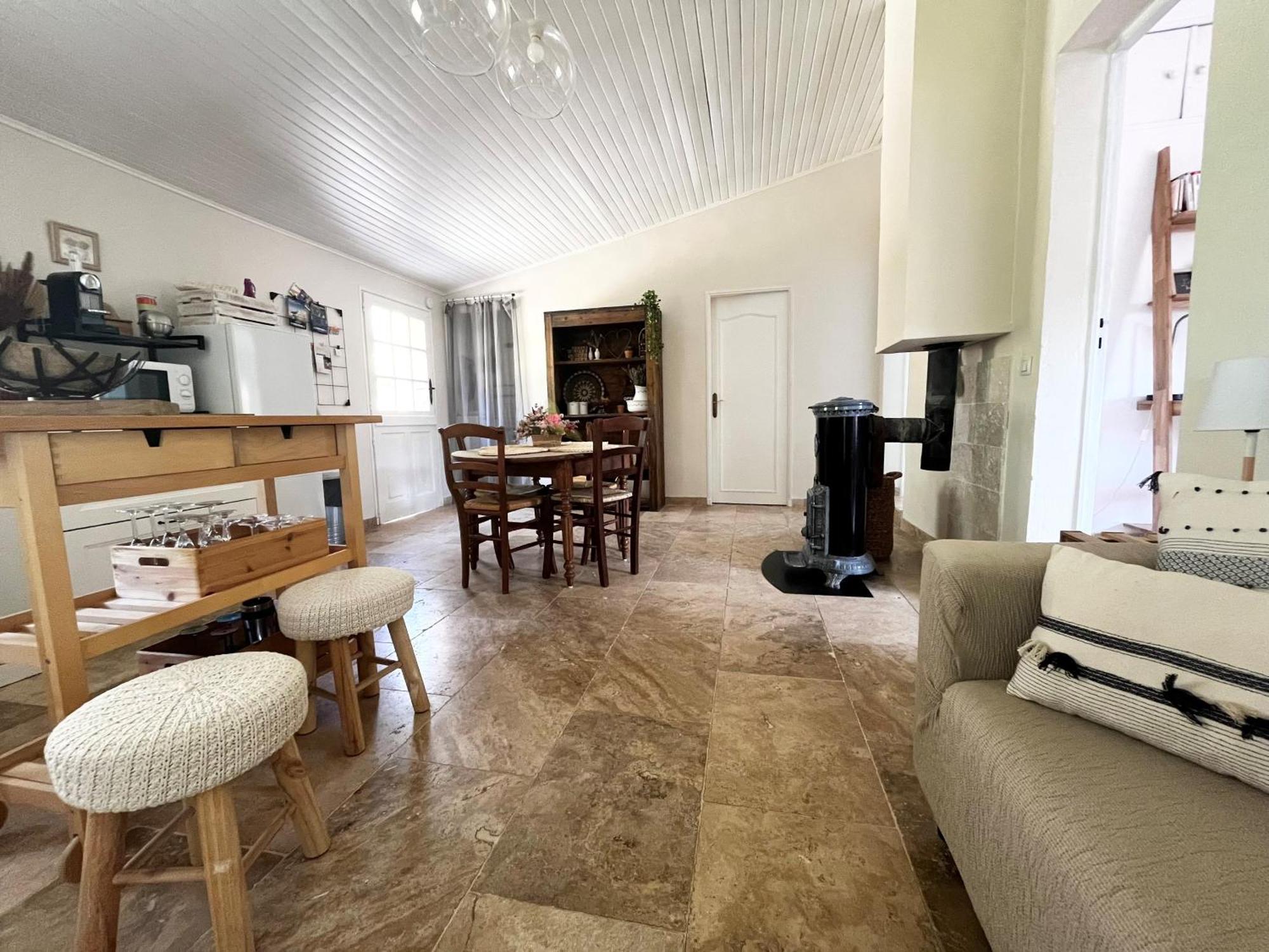Maison Provencale Au Calme De La Campagne Avec Jacuzzi 普罗旺斯地区艾克斯 外观 照片