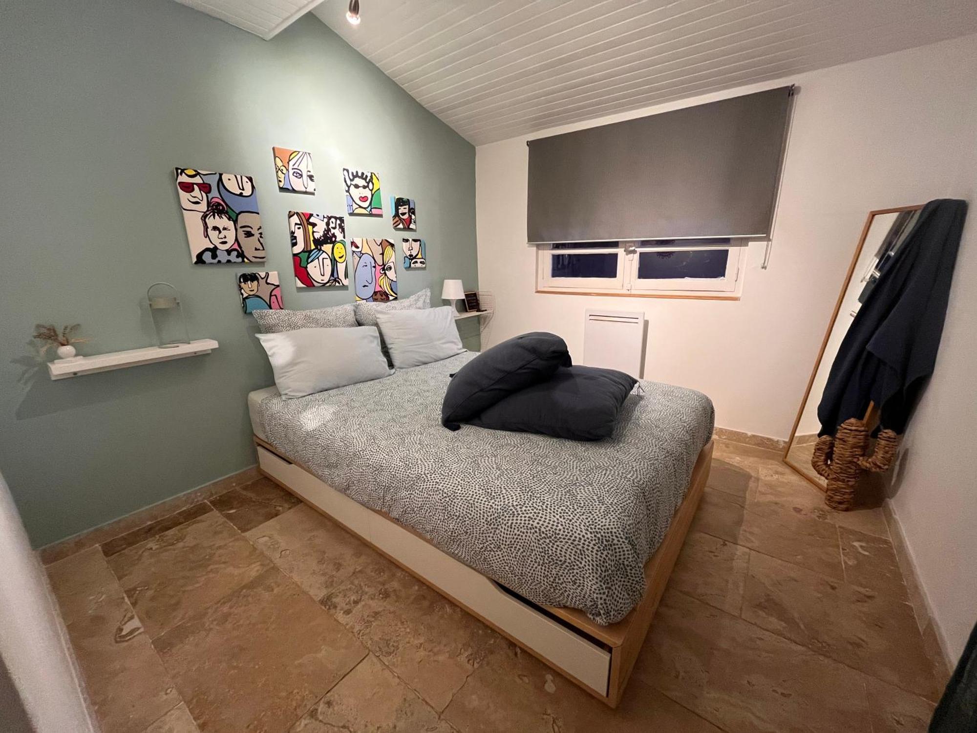 Maison Provencale Au Calme De La Campagne Avec Jacuzzi 普罗旺斯地区艾克斯 外观 照片